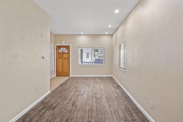 214 W 7th St, Tracy, CA 95376