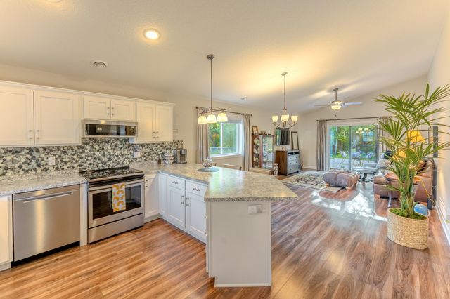 2031 Reuss Parkway, Saint Croix Falls, WI 54024