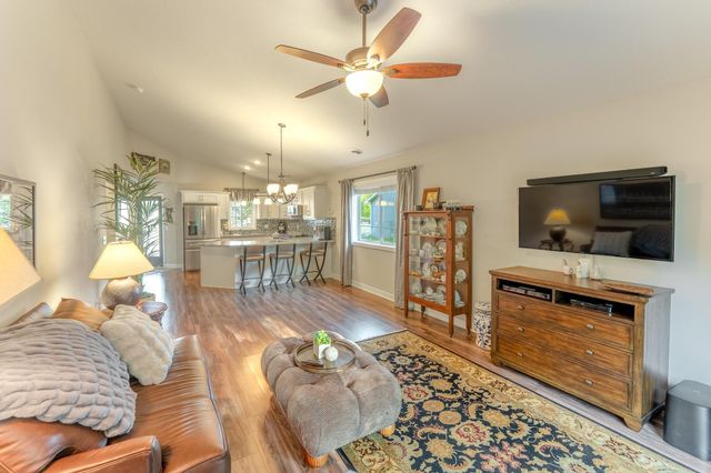 2031 Reuss Parkway, Saint Croix Falls, WI 54024