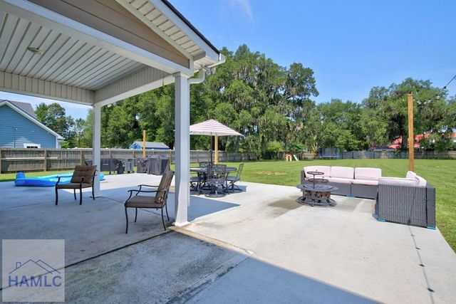 23 Palmer Place Lane NE, Ludowici, GA 31316
