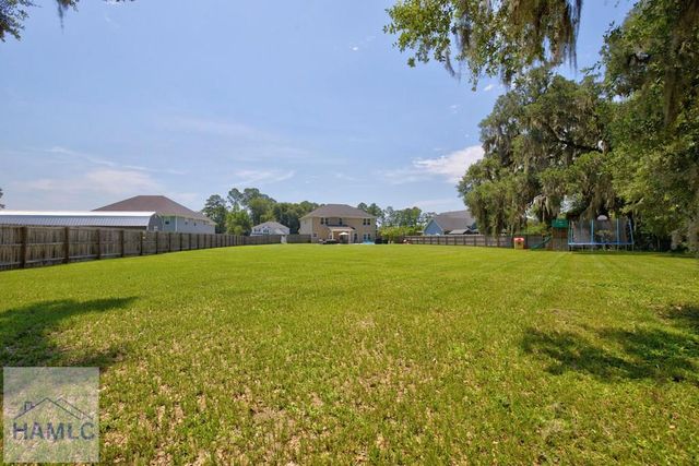 23 Palmer Place Lane NE, Ludowici, GA 31316