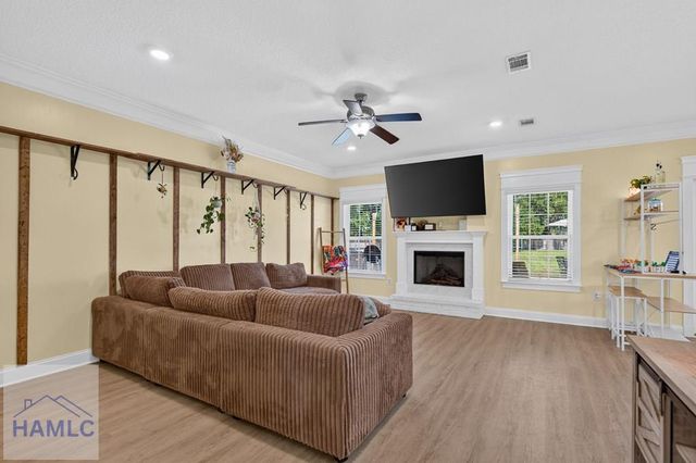 23 Palmer Place Lane NE, Ludowici, GA 31316