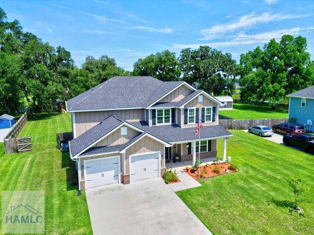 23 Palmer Place Lane NE, Ludowici, GA 31316