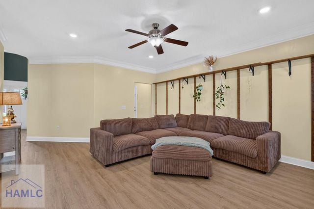 23 Palmer Place Lane NE, Ludowici, GA 31316