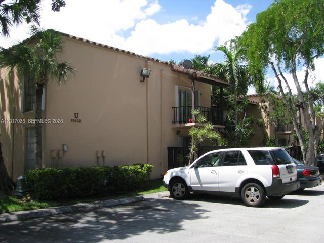 10832 N Kendall Dr U11, Miami, FL 33176