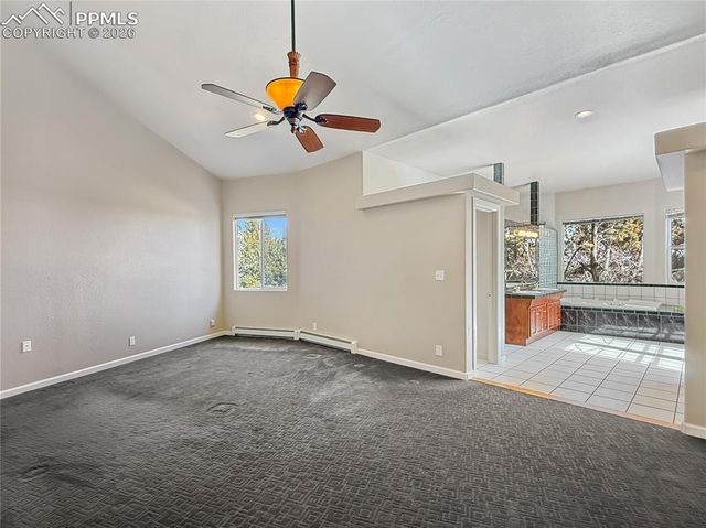 449 S Siesta Lane, Pueblo, CO 81007
