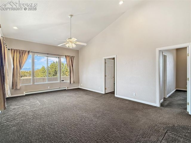 449 S Siesta Lane, Pueblo, CO 81007