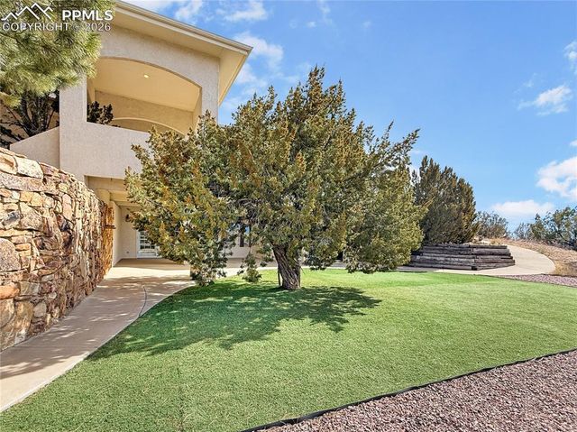 449 S Siesta Lane, Pueblo, CO 81007