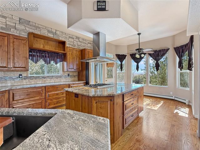 449 S Siesta Lane, Pueblo, CO 81007