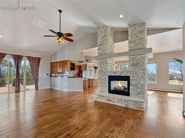 449 S Siesta Lane, Pueblo, CO 81007