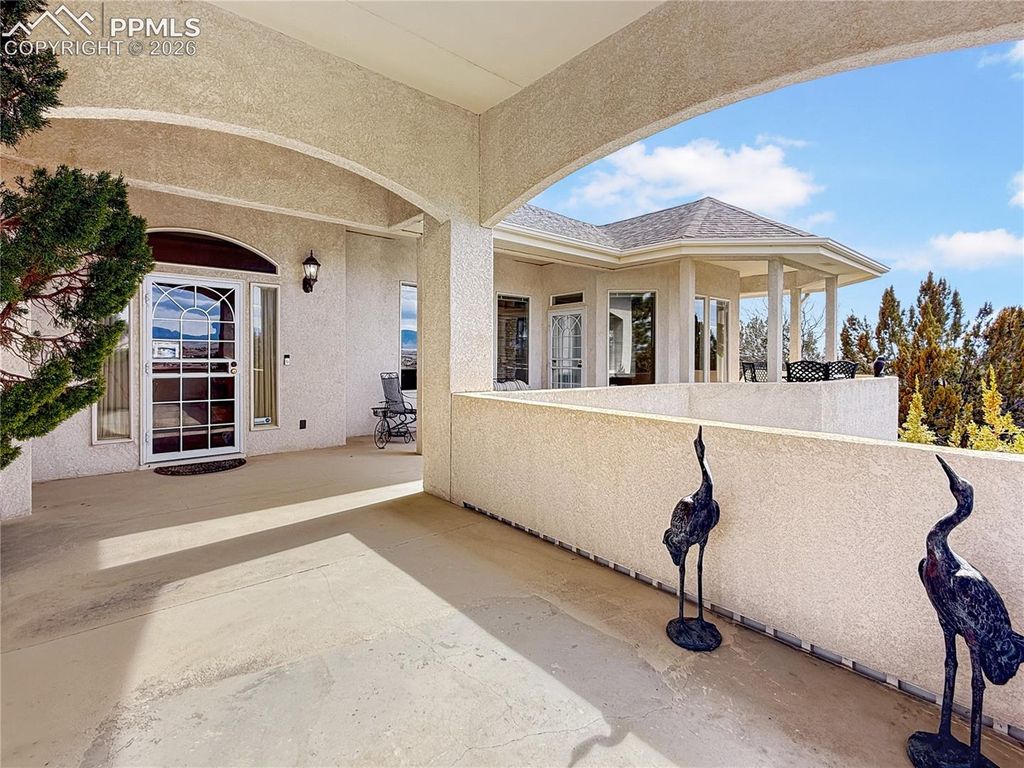 449 S Siesta Lane, Pueblo, CO 81007 — photo 2