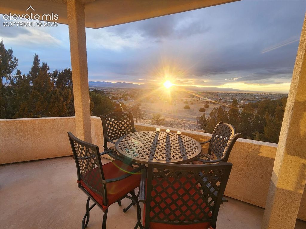449 S Siesta Lane, Pueblo, CO 81007 — photo 4