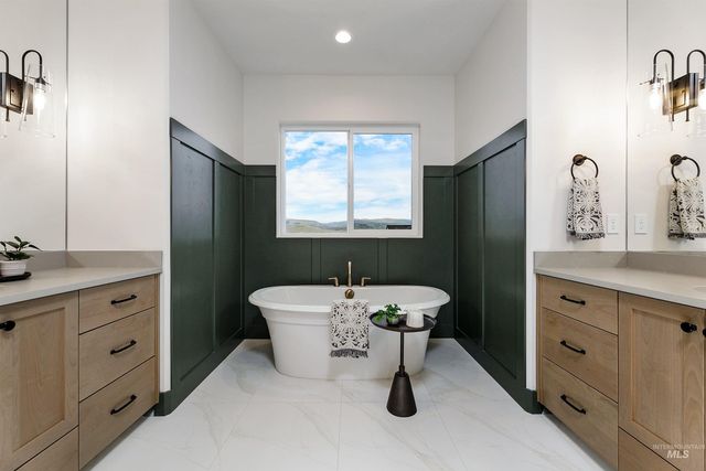 2901 E Mardia St, Meridian, ID 83642