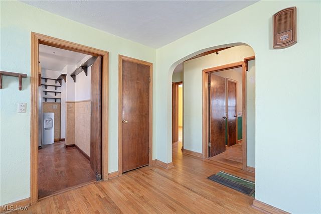 1012 39TH Street, Vienna, WV 26105