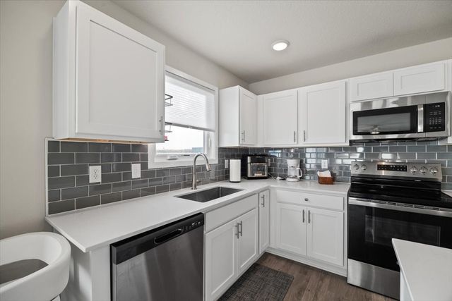 4207 NW 12th Street, Ankeny, IA 50023