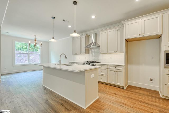 447 Brunswick Lane, Inman, SC 29349