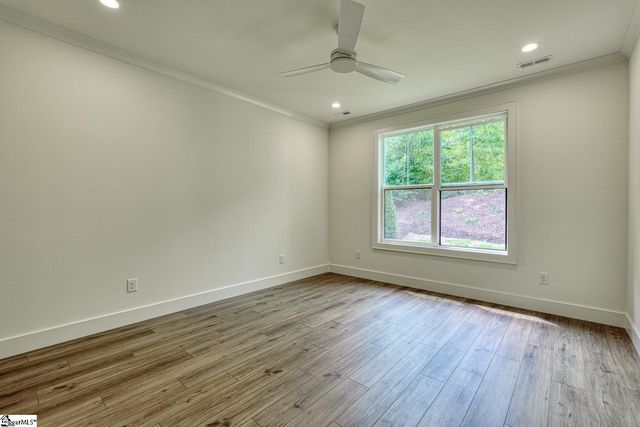 447 Brunswick Lane, Inman, SC 29349