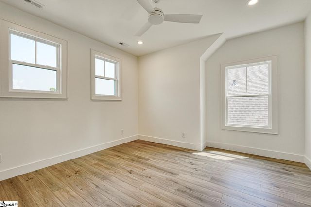 447 Brunswick Lane, Inman, SC 29349