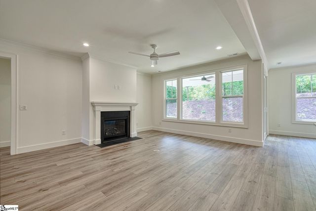447 Brunswick Lane, Inman, SC 29349