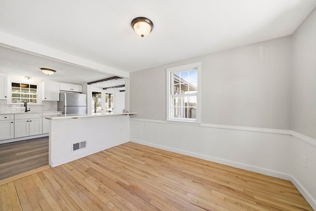 14 Washington Circle, Holbrook, MA 02343