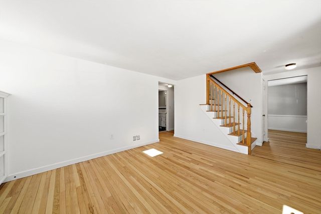 14 Washington Circle, Holbrook, MA 02343