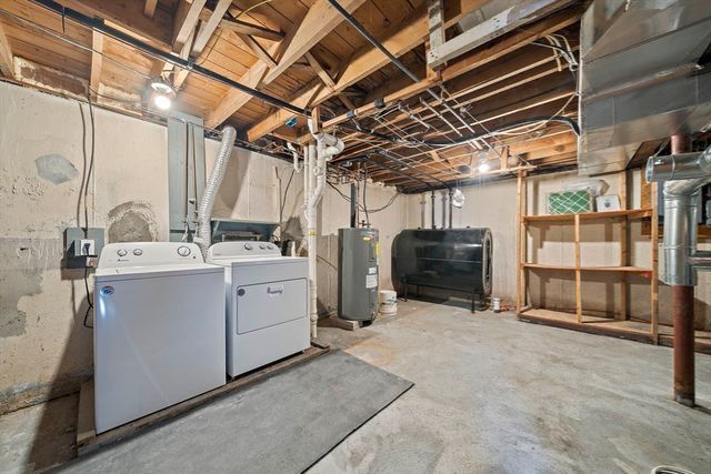 14 Washington Circle, Holbrook, MA 02343