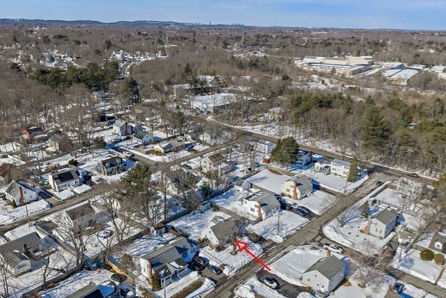 14 Washington Circle, Holbrook, MA 02343