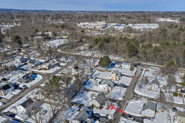 14 Washington Circle, Holbrook, MA 02343