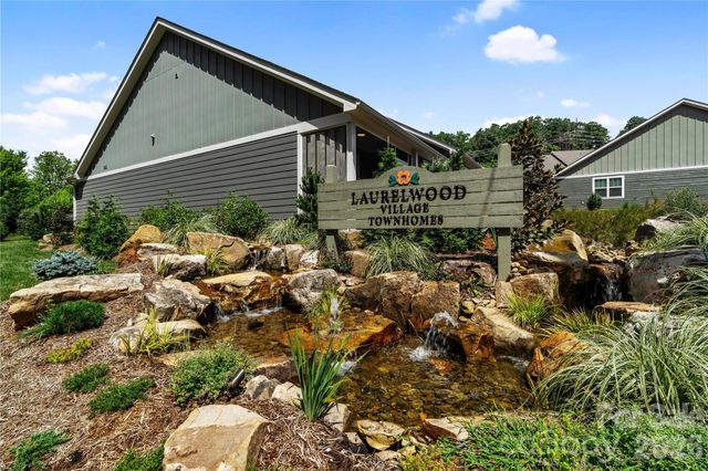 8 Heartleaf Circle, Arden, NC 28704