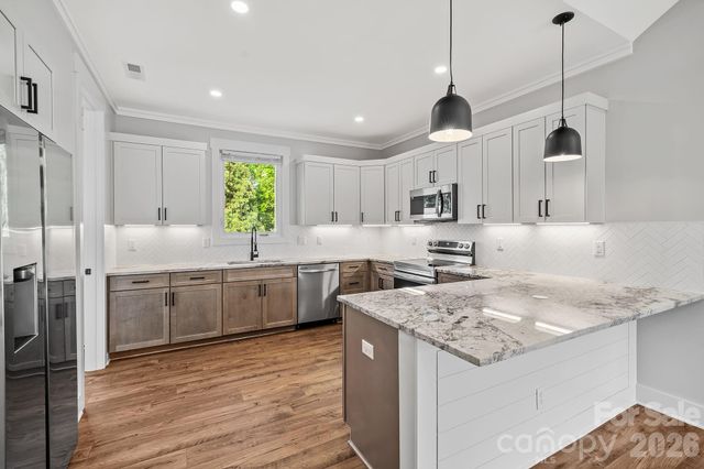 8 Heartleaf Circle, Arden, NC 28704