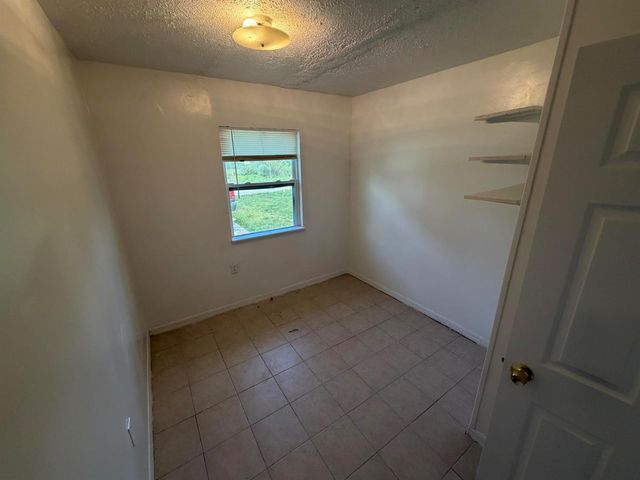 5001 EASTWOOD Drive A, Fort Pierce, FL 34951