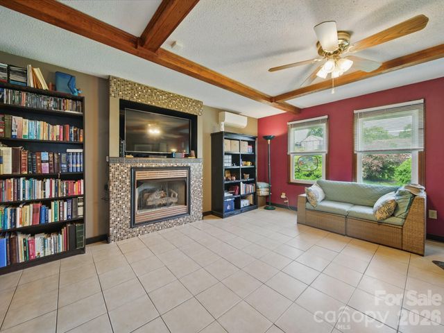 117 Pilots Ridge Drive, Bessemer City, NC 28016