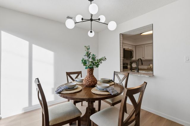 9016 Hendrix Road NE, Albuquerque, NM 87111