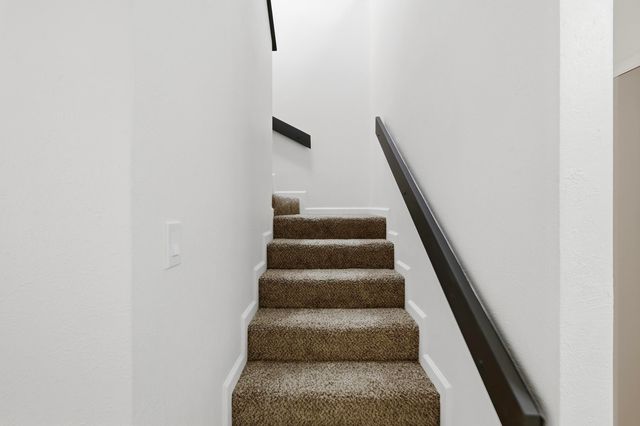 9016 Hendrix Road NE, Albuquerque, NM 87111