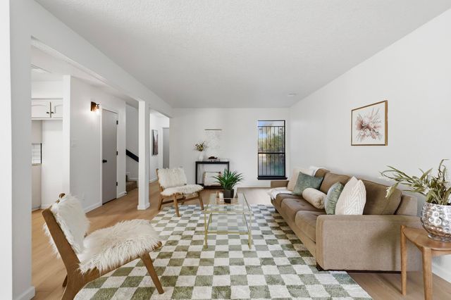 9016 Hendrix Road NE, Albuquerque, NM 87111