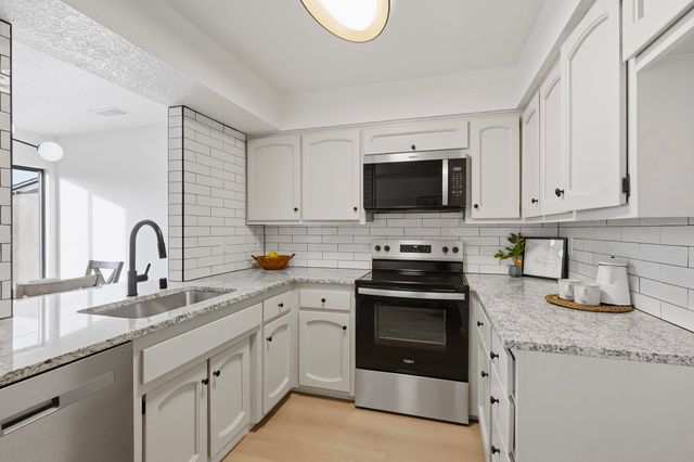 9016 Hendrix Road NE, Albuquerque, NM 87111