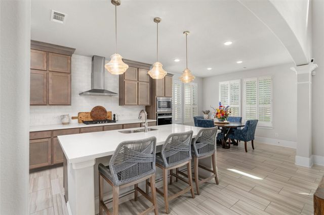 780 Bronze Trace Drive, Montgomery, TX 77316