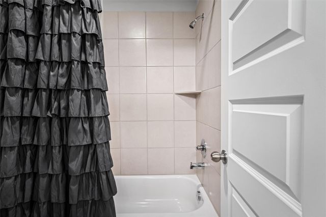 780 Bronze Trace Drive, Montgomery, TX 77316