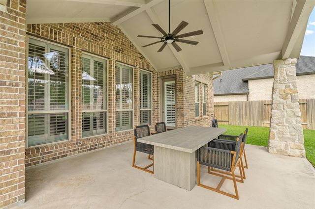 780 Bronze Trace Drive, Montgomery, TX 77316