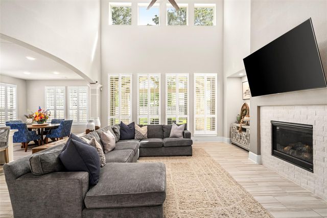 780 Bronze Trace Drive, Montgomery, TX 77316