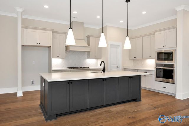 6513 Landsmere Lane NW, Madison, AL 35757