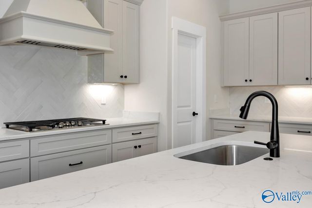 6513 Landsmere Lane NW, Madison, AL 35757