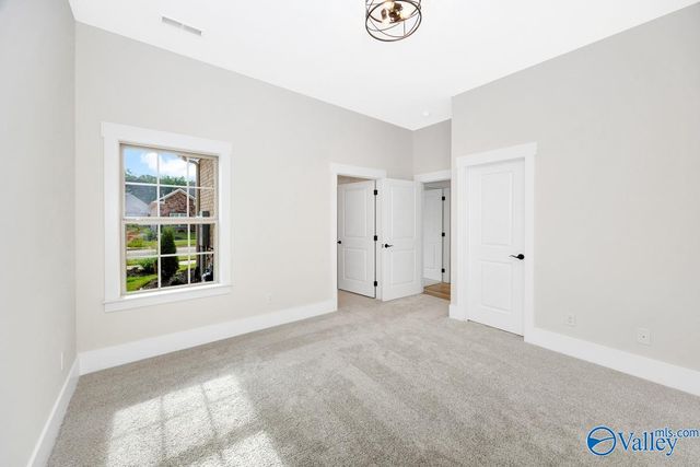 6513 Landsmere Lane NW, Madison, AL 35757