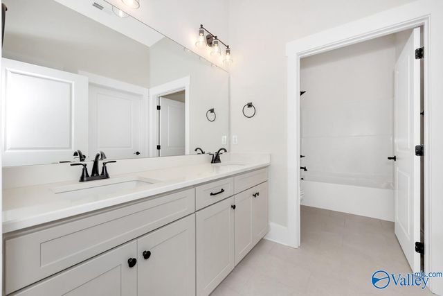 6513 Landsmere Lane NW, Madison, AL 35757