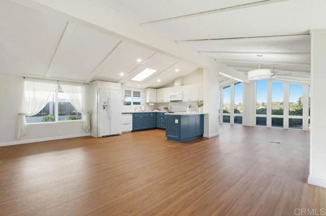 350 N El Camino Real 72, Encinitas, CA 92024