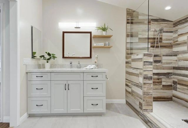 350 N El Camino Real 72, Encinitas, CA 92024