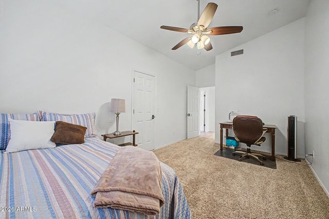 1934 E EVERETT Drive, Phoenix, AZ 85022