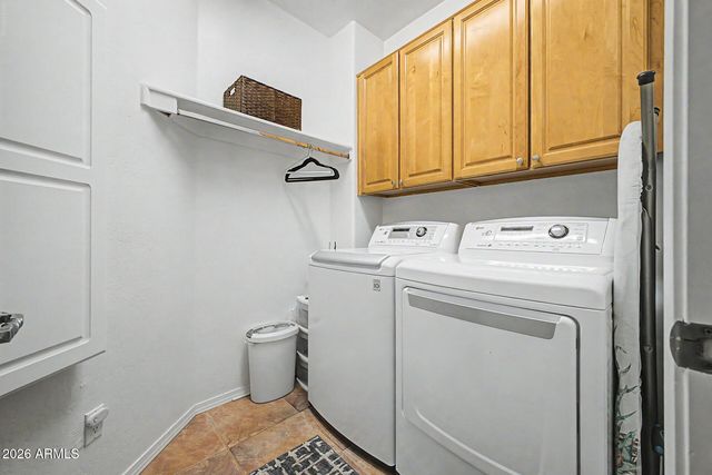 1934 E EVERETT Drive, Phoenix, AZ 85022