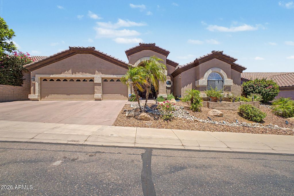 1934 E EVERETT Drive, Phoenix, AZ 85022