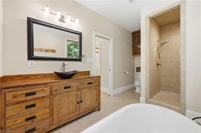 7718 Pearman Quarry Road, Kernersville, NC 27284